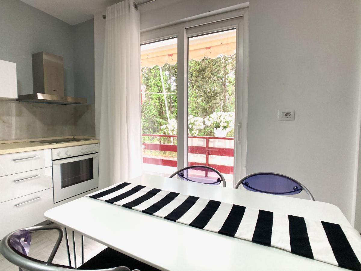Promo Price September - Home By The Sea 1 Min From The Beach Golem  Luaran gambar