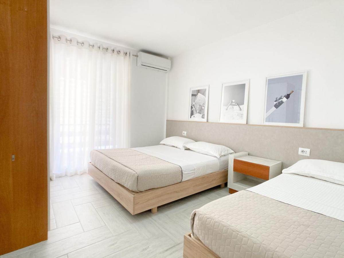 Promo Price September - Home By The Sea 1 Min From The Beach Golem  Luaran gambar